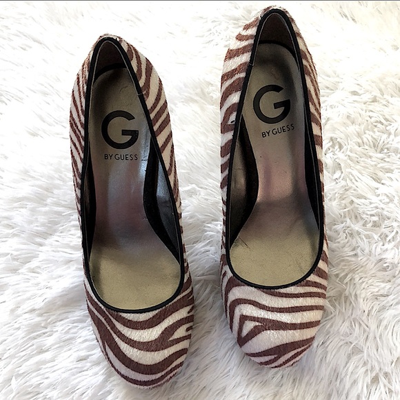 G BY GUESS Zebra Print Platform Heels - Picture 3 of 7